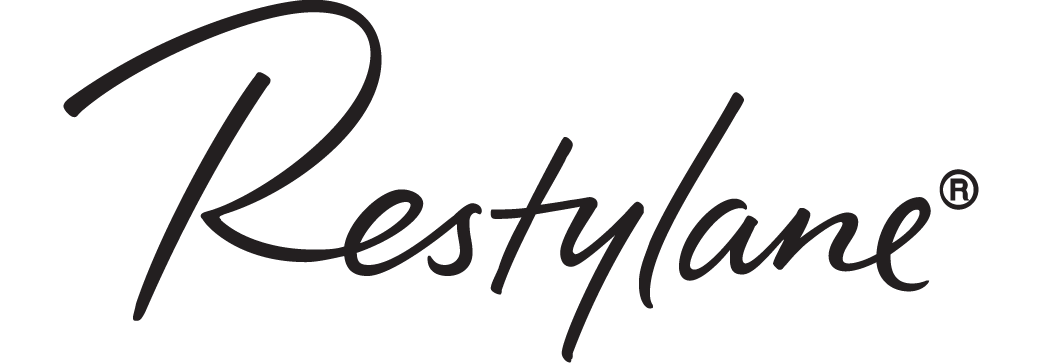 Logo Restylane – Produits de comblement dermique à base d’acide hyaluronique pour rides, volume et lèvres chez St-Laurent Médico-Esthétique