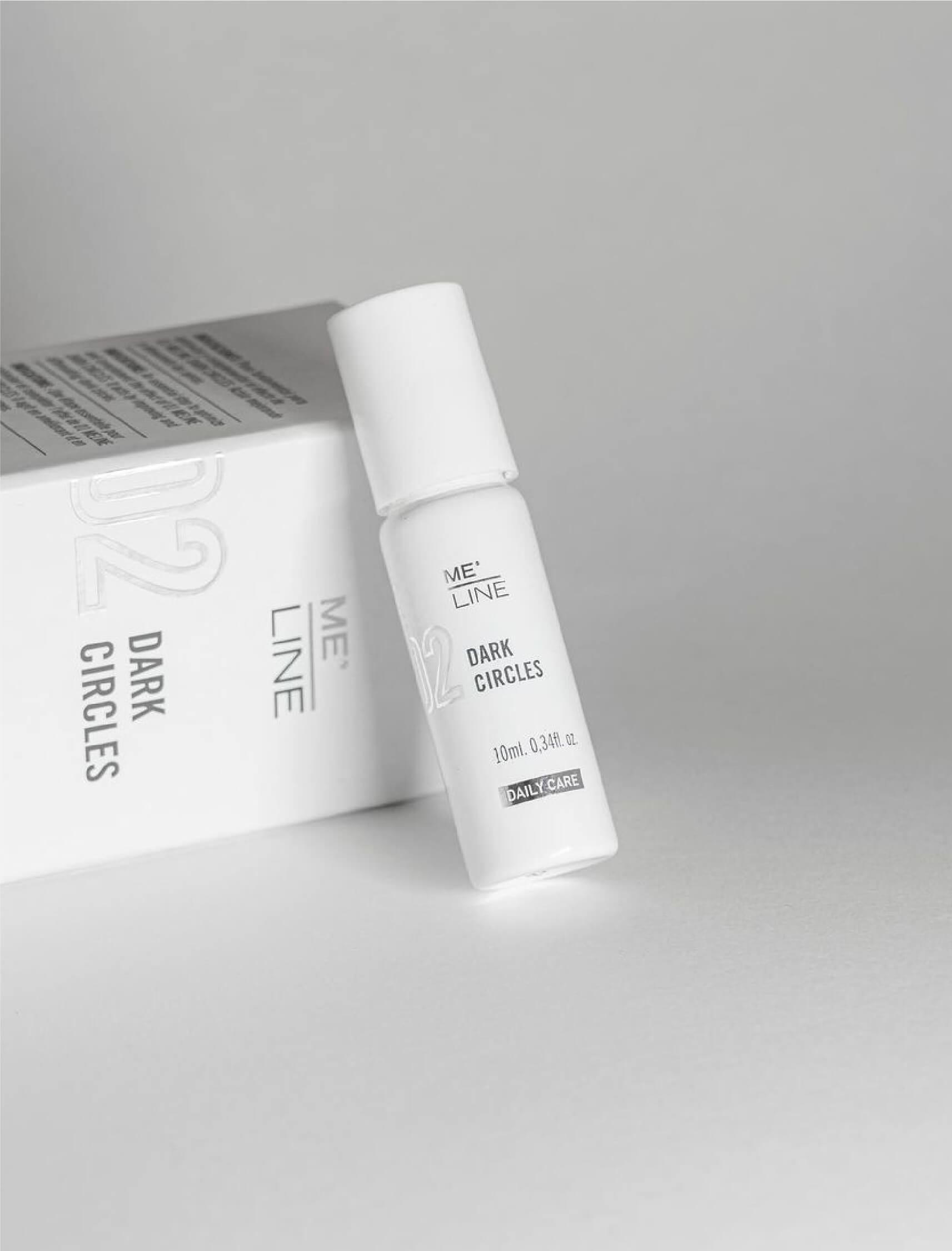 Produit Me-Line Dark Circles présenté avec son emballage minimaliste, conçu pour réduire l’apparence des cernes et améliorer la luminosité du contour des yeux